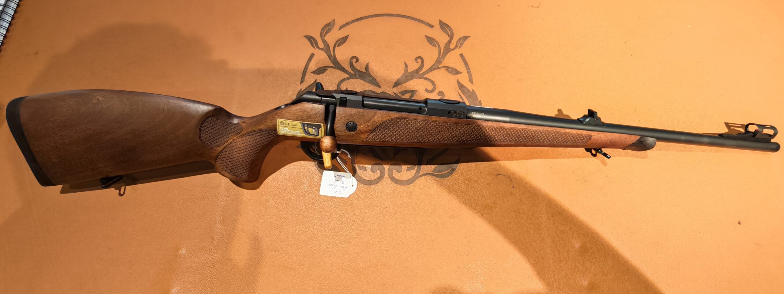 CZ 600 LUX – Image 4